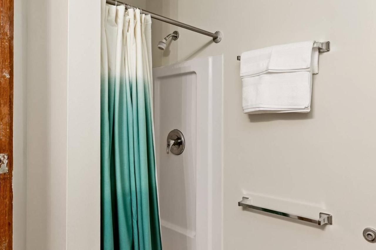Trifecta Historic Brick 2Br Getaway Superhost Appartement Durham Kamer foto